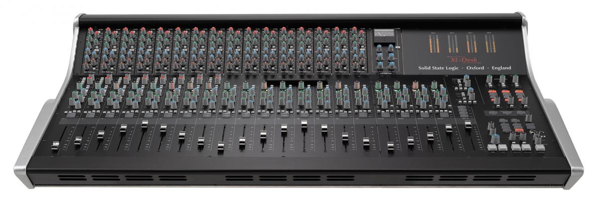 Solid State Logic XL-Deskの公式製品写真